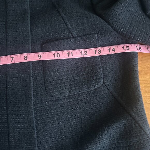 Vince round collar lined coastal blue jacket. Size 2. - Picture 13 of 16